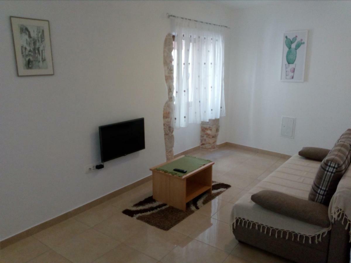 Apartment Elena บาเล ภายนอก รูปภาพ