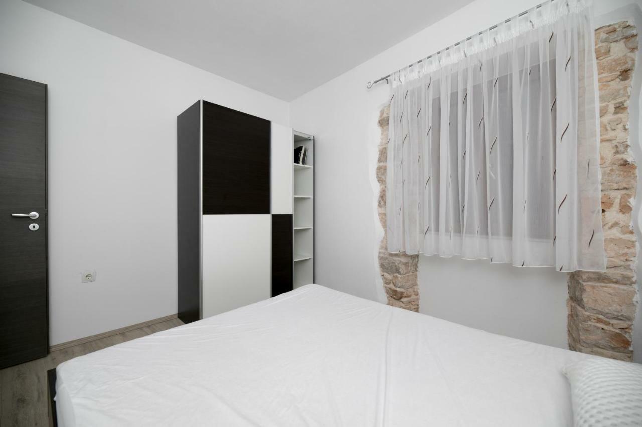 Apartment Elena บาเล ภายนอก รูปภาพ